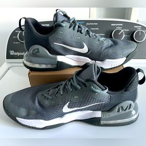 Nike Air Max Alpha Trainer 5 Smoke Grey/White/Dark Smoke Grey/Dark Grey size 14